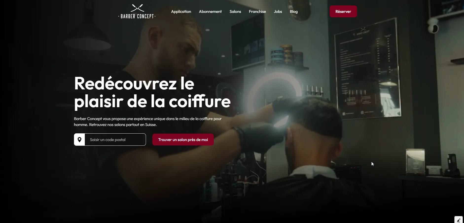 Site Barber Concept — page d'accueil avec hero vidéo et recherche de salon par code postal